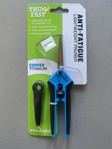 Small Pruners for Bonsai Use